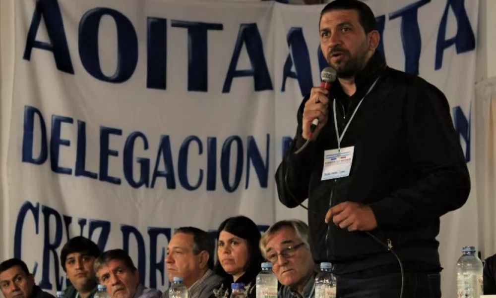 Crdoba: A.O.I.T.A rechaza la decisin de la Fetap de suspender el Boleto Educativo Gratuito