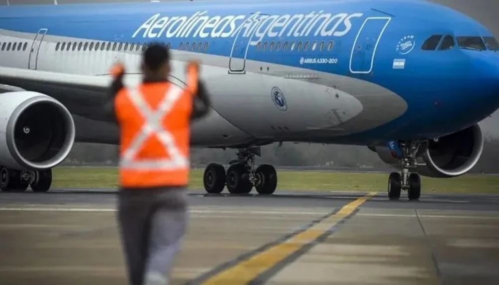 Paro en Aeroparque y Ezeiza: Milei redobl el ataque contra los trabajadores de Aerolneas Argentinas