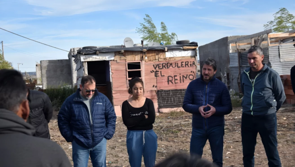 El Intendente y su gabinete recorrieron el barrio Costanera y dialogaron con los vecinos