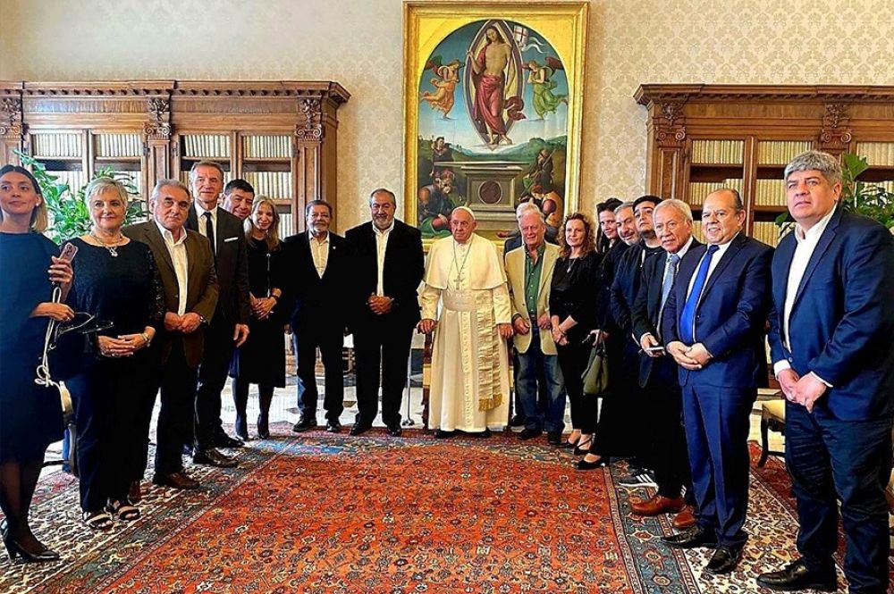 Argentino Geneiro represent a la UTHGRA en el encuentro con el Papa Francisco