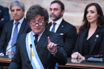 Paradojas del Presupuesto 2025: el Gobierno suspende la ley de financiamiento educativo y duplica la partida para la SIDE