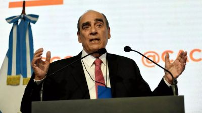 Francos volvi� a defender el veto: �El riesgo para la econom�a era muy superior que el beneficio para los jubilados�