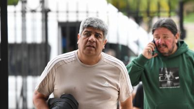 Guerra de los Moyano por el control del brazo poltico de la CGT