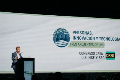 Frigerio particip en la apertura del congreso de CREA