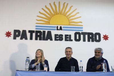 Larroque, Alvarez Rodrguez y Correa suman peronismo territorial a Kicillof