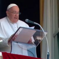 Papa Francisco: El verdadero poder est en cuidar a los ms dbiles