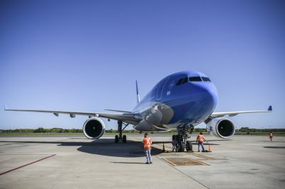 Arranca la puja por la privatizacin de Aerolneas Argentina en Diputados con los gremios en la calle