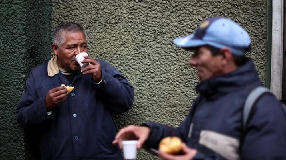 El Gobierno reconoce que hay ms empleos precarios que asalariados formales y busca insistir con la reforma laboral