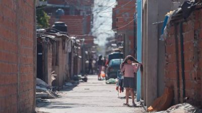 �El edificio con humedad�, la alegor�a que utiliz� Milei en X para explicar la pobreza del 52,9%