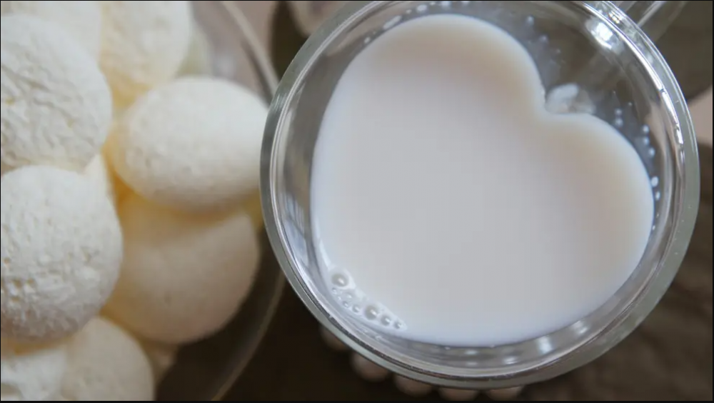 As es el primer tetrabrik de leche hecho con plstico 100% reciclado en Espaa