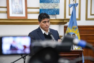 Vidal anunci cambios en el gabinete provincial y analiz la situacin financiera en Santa Cruz