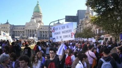 El PRO vuelve a dividirse por el financiamiento universitario: el larretismo marcha