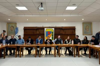 Ricardo Quintela anunci� que competir� contra Cristina Kirchner por la presidencia del Partido Justicialista