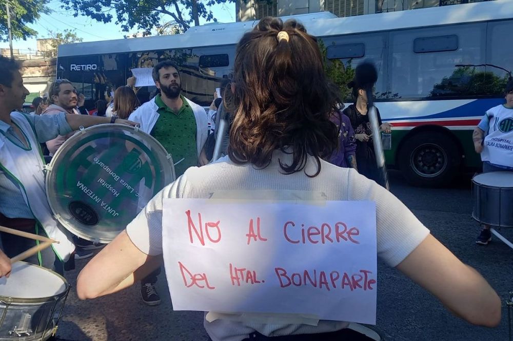 Cierre del Bonaparte: Afecta a miles de personas que no tienen otra forma de tratarse