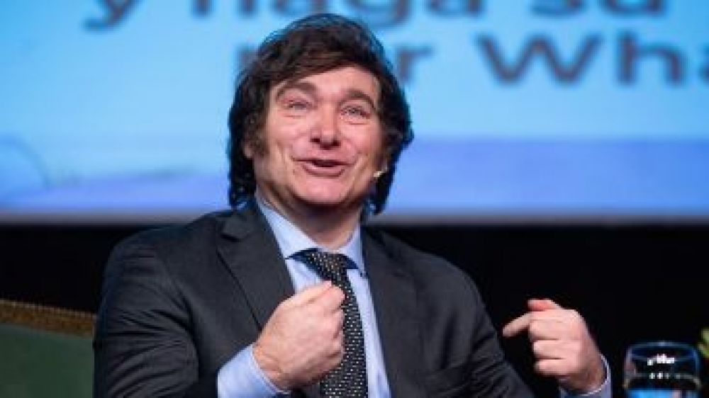 Milei lanz� un dato errado en X, pidi� disculpas y el rector de la Universidad de Rosario sali� al cruce