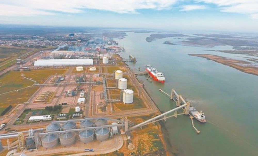 Baha Blanca, posible sede de una nueva planta de Gas Natural Licuado