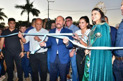 El gobernador Gildo Insfrn formaliz la apertura de la XL edicin de la Fiesta Nacional del Pomelo