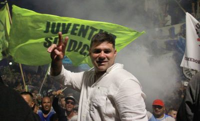 Tobar y las 62 Organizaciones Peronistas movilizan en apoyo a Kicillof en el Da de la Lealtad