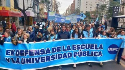 Docentes universitarios lanzaron un paro nacional de una semana desde el prximo lunes