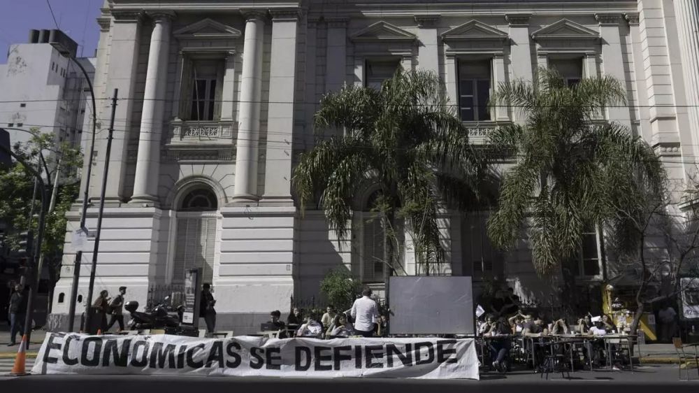 El reclamo universitario contra Milei se profundiza bajo la indita unin de rectores, gremios y estudiantes