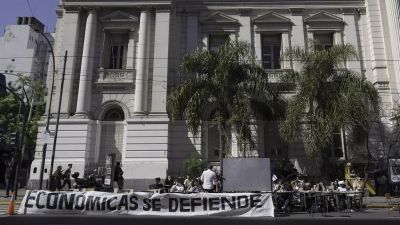 El reclamo universitario contra Milei se profundiza bajo la indita unin de rectores, gremios y estudiantes