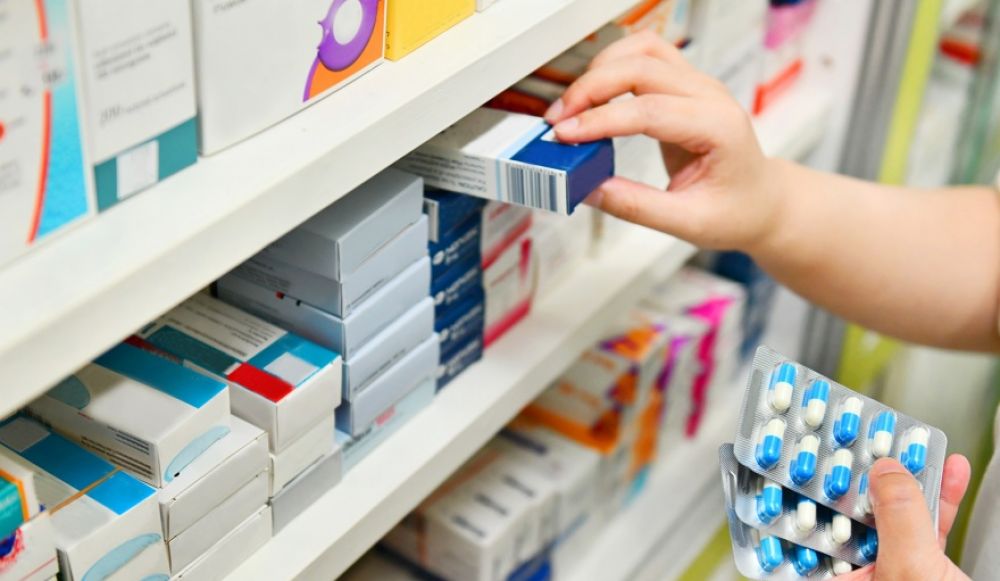 Convenio entre URGARA y Farmacuticos otorga 20% de descuento adicional en medicamentos