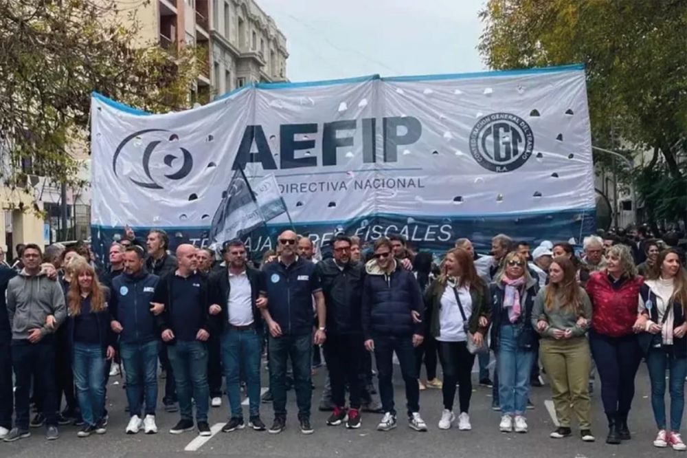 Trabajadores de AFIP definen medidas de fuerza: No sern toleradas desvinculaciones en base al origen poltico