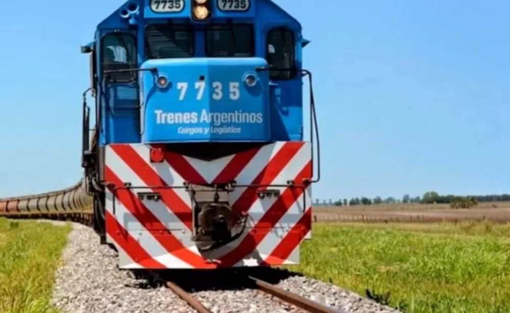 El gobierno de Milei se carg a la primera empresa ferroviaria estatal: privatizan el Belgrano Cargas