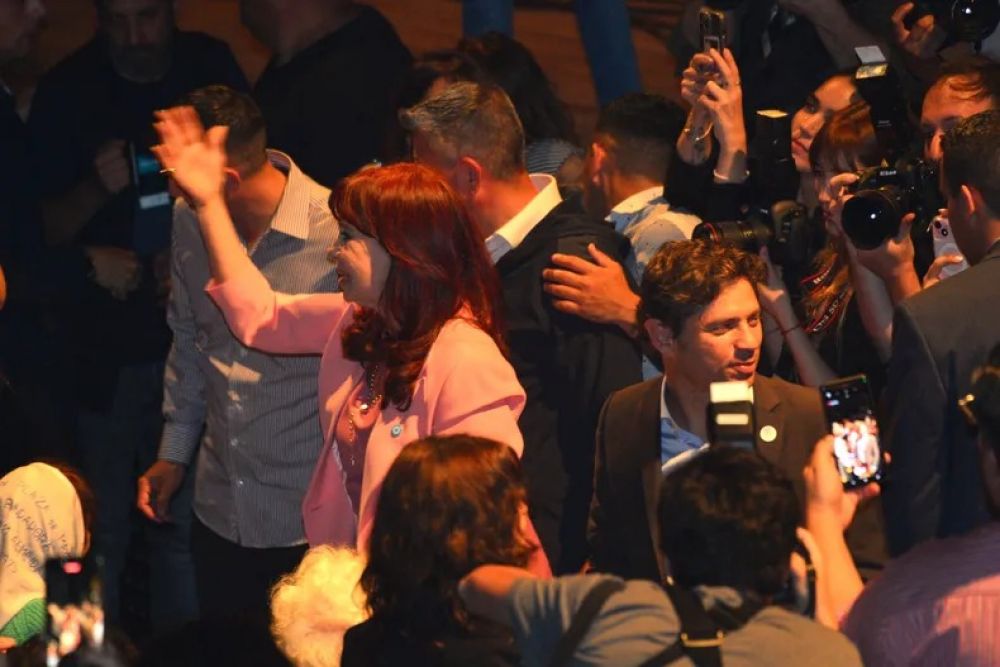 El reencuentro de CFK y Axel Kicillof: gestos glidos, guerra de tropas y el ejemplo de Estela de Carlotto