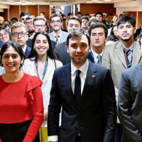 Nacho Torres dialog con jvenes lderes de diversas provincias: El debate generacional es clave