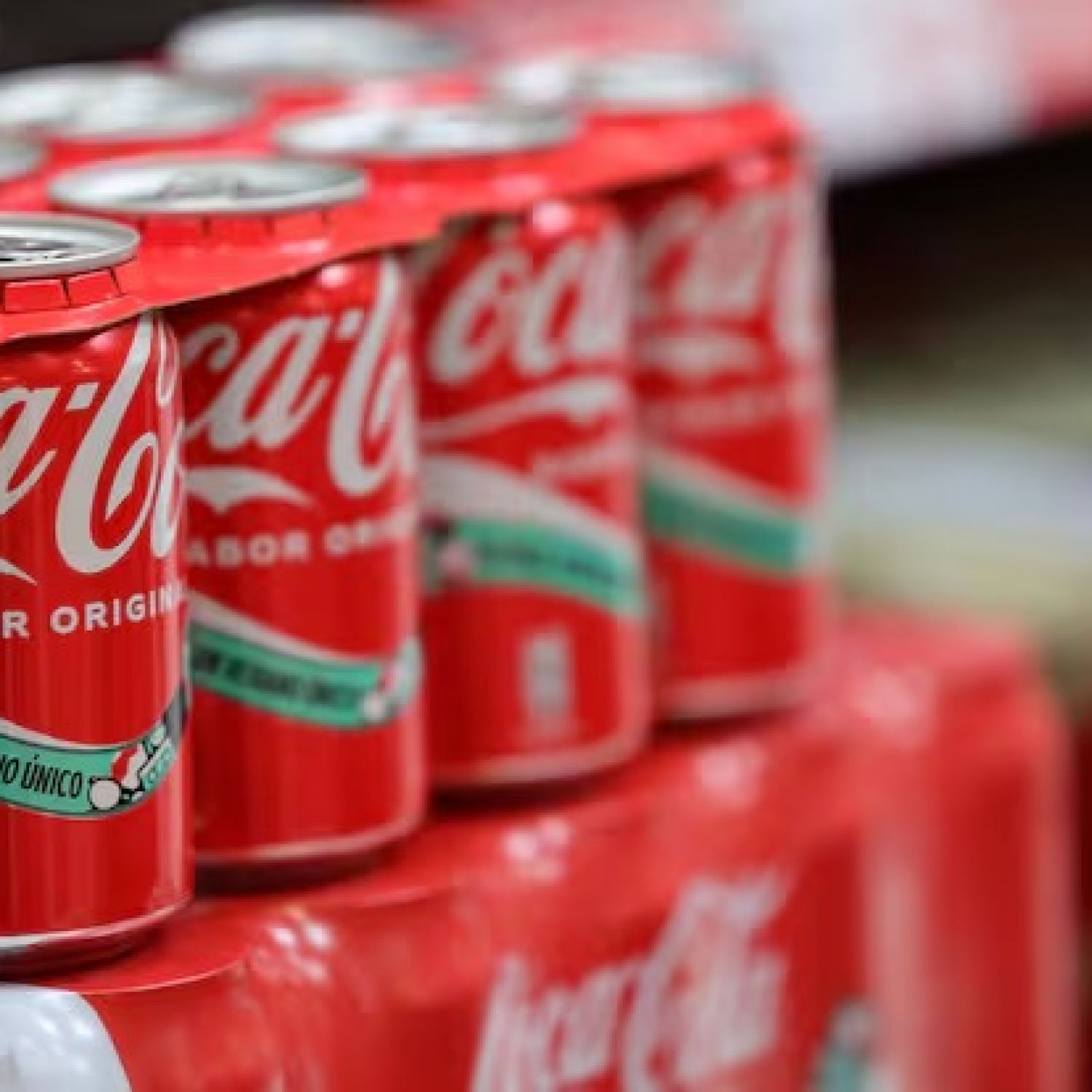 Por cada 100 litros de Coca Cola producida se devuelven a la naturaleza ...