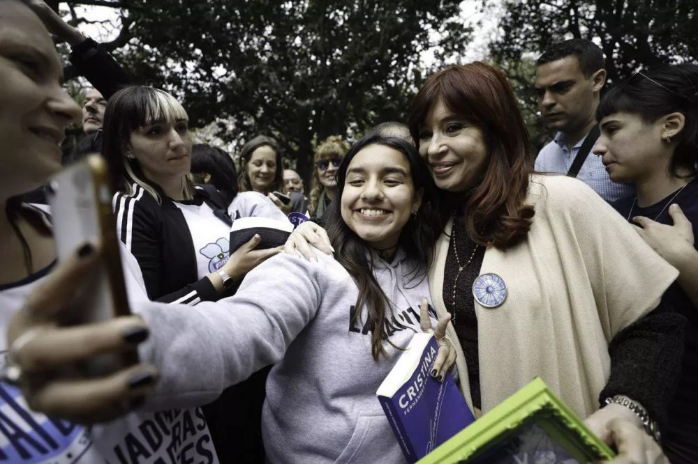 La eleccin del PJ, envuelta en el barro judicial y con la amenaza latente de una intervencin al partido