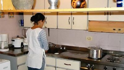 Las trabajadoras de casas particulares tendrn un aumento del 6% para el bimestre septiembre-octubre