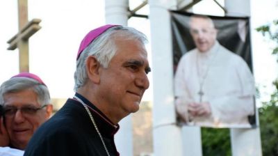 Mons. Lozano: 'Ocho aos caminando juntos'