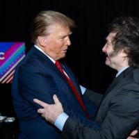 Javier Milei quiere hablar ya con Donald Trump para que lo ayude a renegociar la deuda de Macri con el FMI