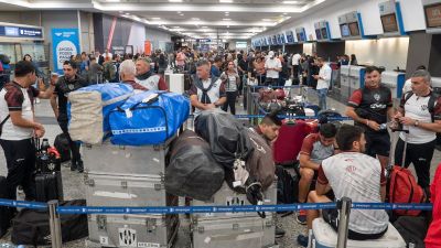 Un gremialista aeronutico critic a sus pares y asegur: Estn obligando al Gobierno a cerrar Aerolneas Argentinas