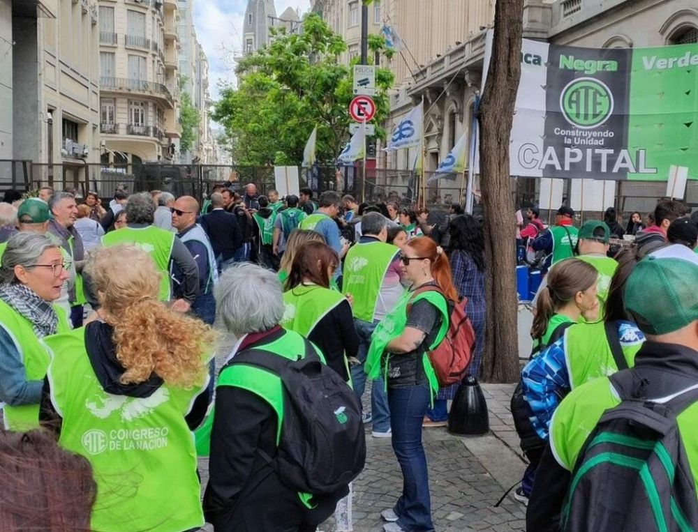 ATE protest en todo el pas y se encamina a un nuevo paro general de estatales