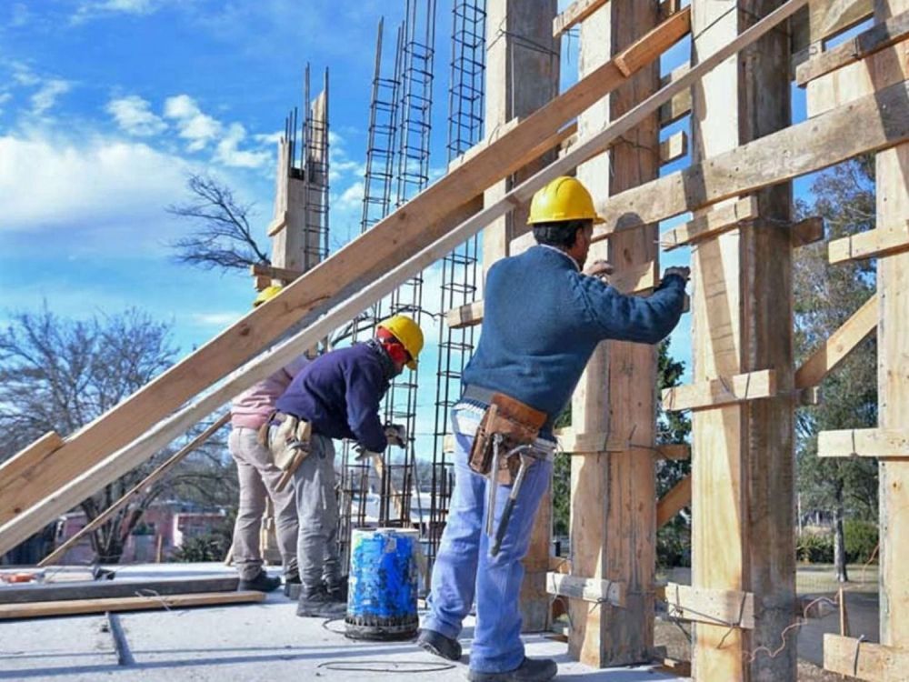 Los brotes verdes en la industria no alcanzan para recuperar lo perdido desde noviembre