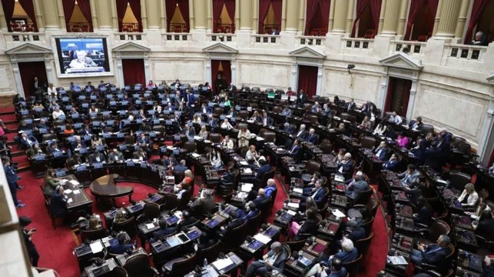 Sesin para limitar los DNU: la UCR tampoco baja al recinto y tambalea el qurum en Diputados