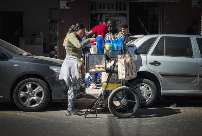 Segn el Indec, los salarios crecieron en septiembre y los sueldos de los trabajadores informales triplicaron la inflacin