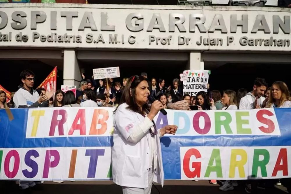 Jornada 8! Trabajadores del Garrahan movilizan por salarios y la profunda crisis que atraviesa la Salud peditrica