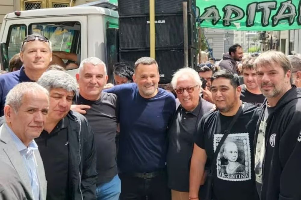 Pablo Moyano construye una alianza de sindicalistas duros para enfrentar a Milei tras su renuncia a la CGT