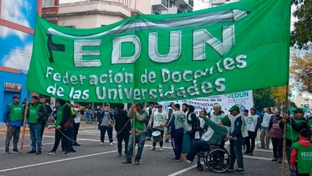 La FEDUN celebr los 75 aos de gratuidad universitaria: 