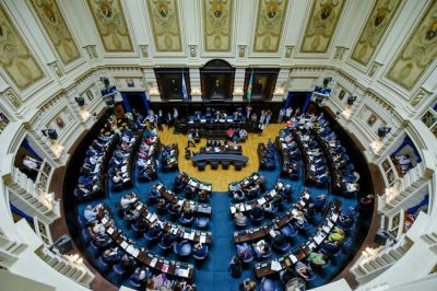 El oficialismo acelera el Presupuesto, la oposicin mira el endeudamiento y el campo los impuestos