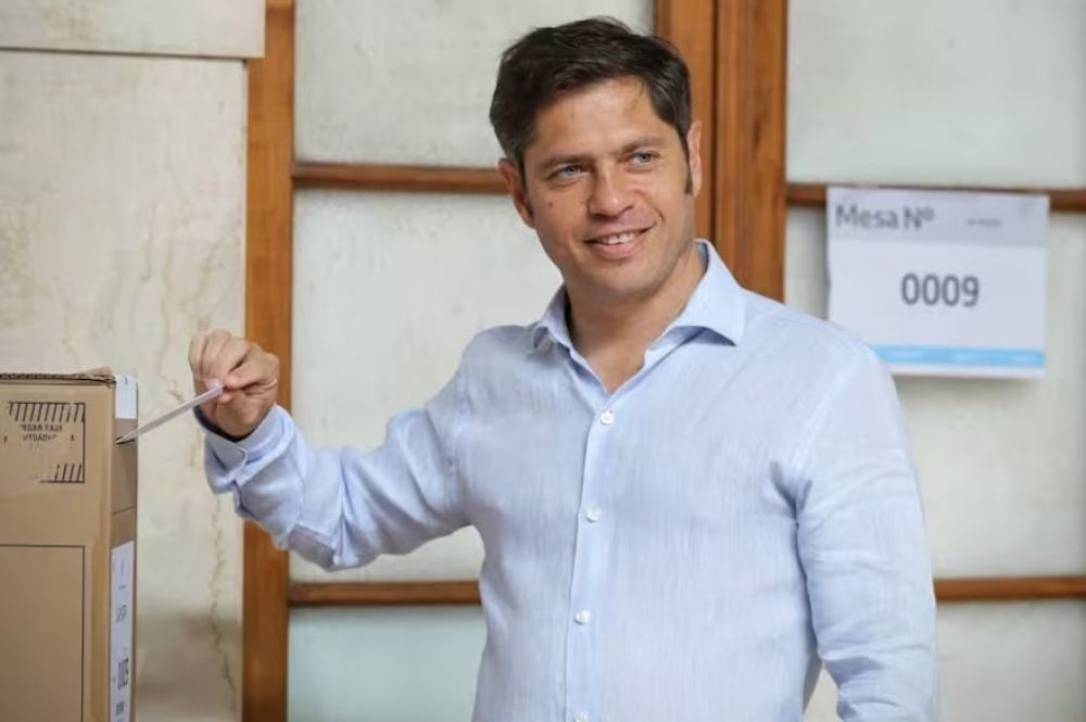 Axel Kicillof apoya un proyecto de un massista para suspender las PASO en la provincia