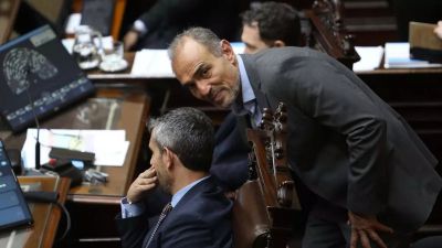 Sin extraordinarias a la vista, el Congreso apura su cierre de ao, con polmicas en Diputados y la exposicin del jefe de Gabinete