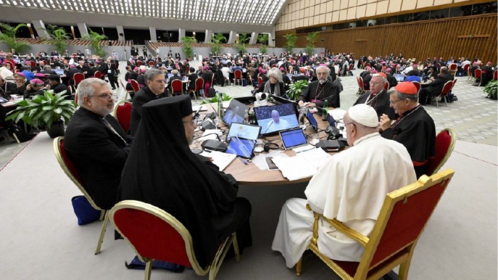 Papa Francisco determina que documento final de snodo sobre sinodalidad es magisterio papal