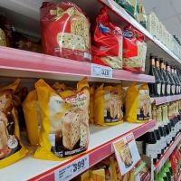 Los productos de la canasta navidea subieron hasta 186% y las familias se cubren de los aumentos