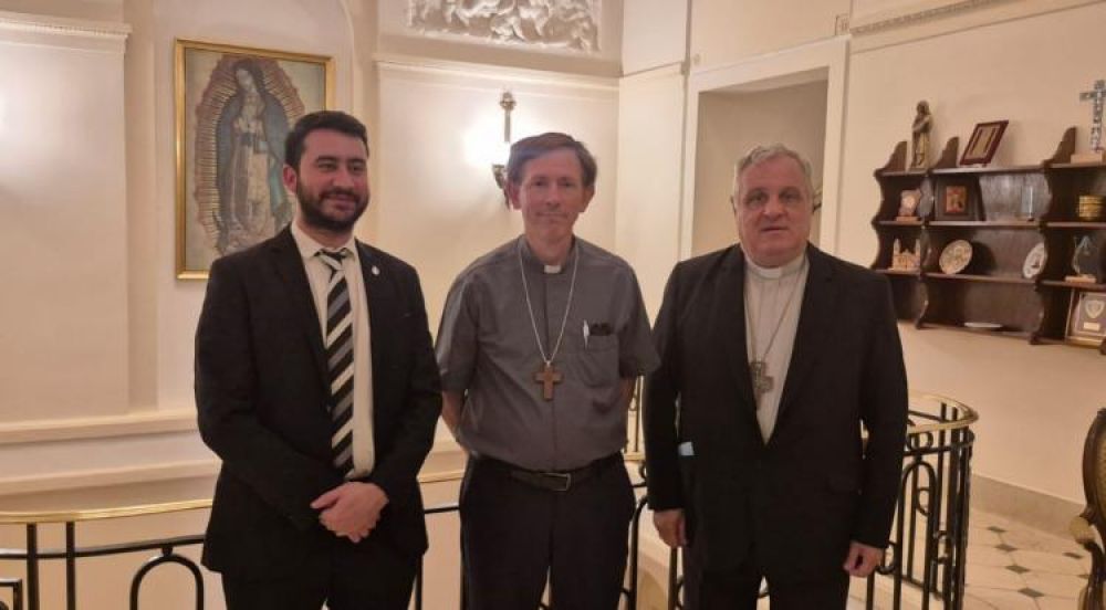 El secretario de Culto y Civilizacin visit a las nuevas autoridades episcopales