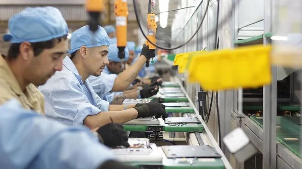 En la era Milei el se perdieron ms de 126.00 empleos y cerraron ms de 2.300 empresas en la industria